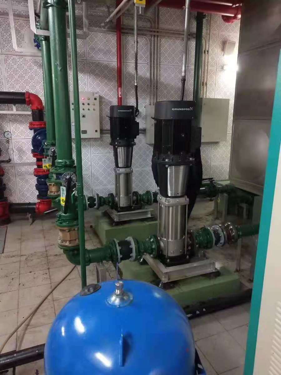 �Ϻ�˰��ɲ�ѧУ���ˮ�����